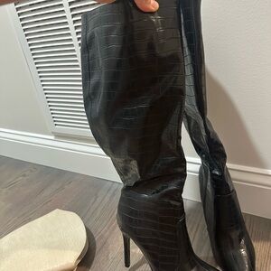 Black Croc-Embossed Women's Boots